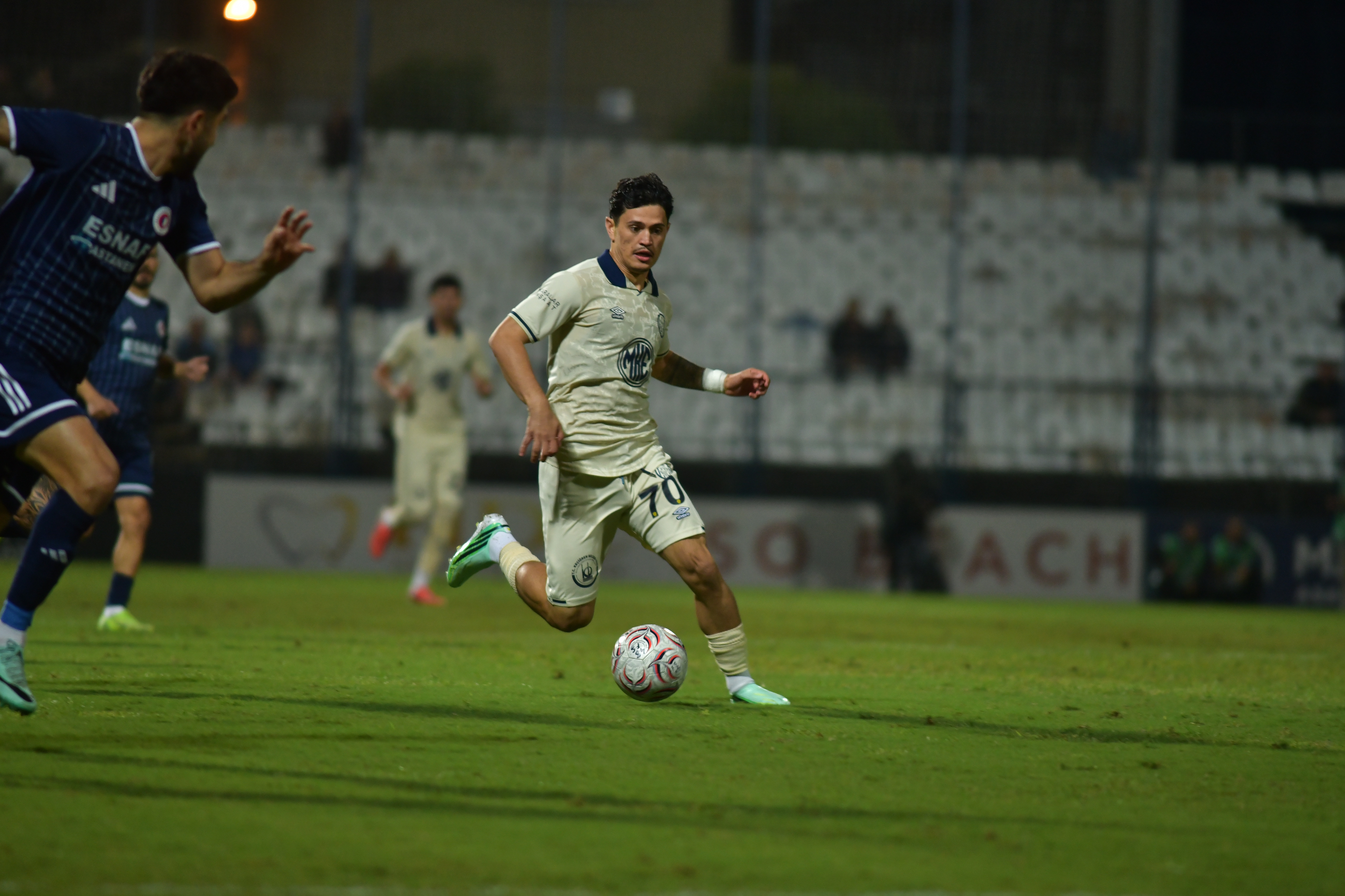 📸 İlk Yarıdan Kareler #MKEAnkaragücü 💛💙 – görsel 8