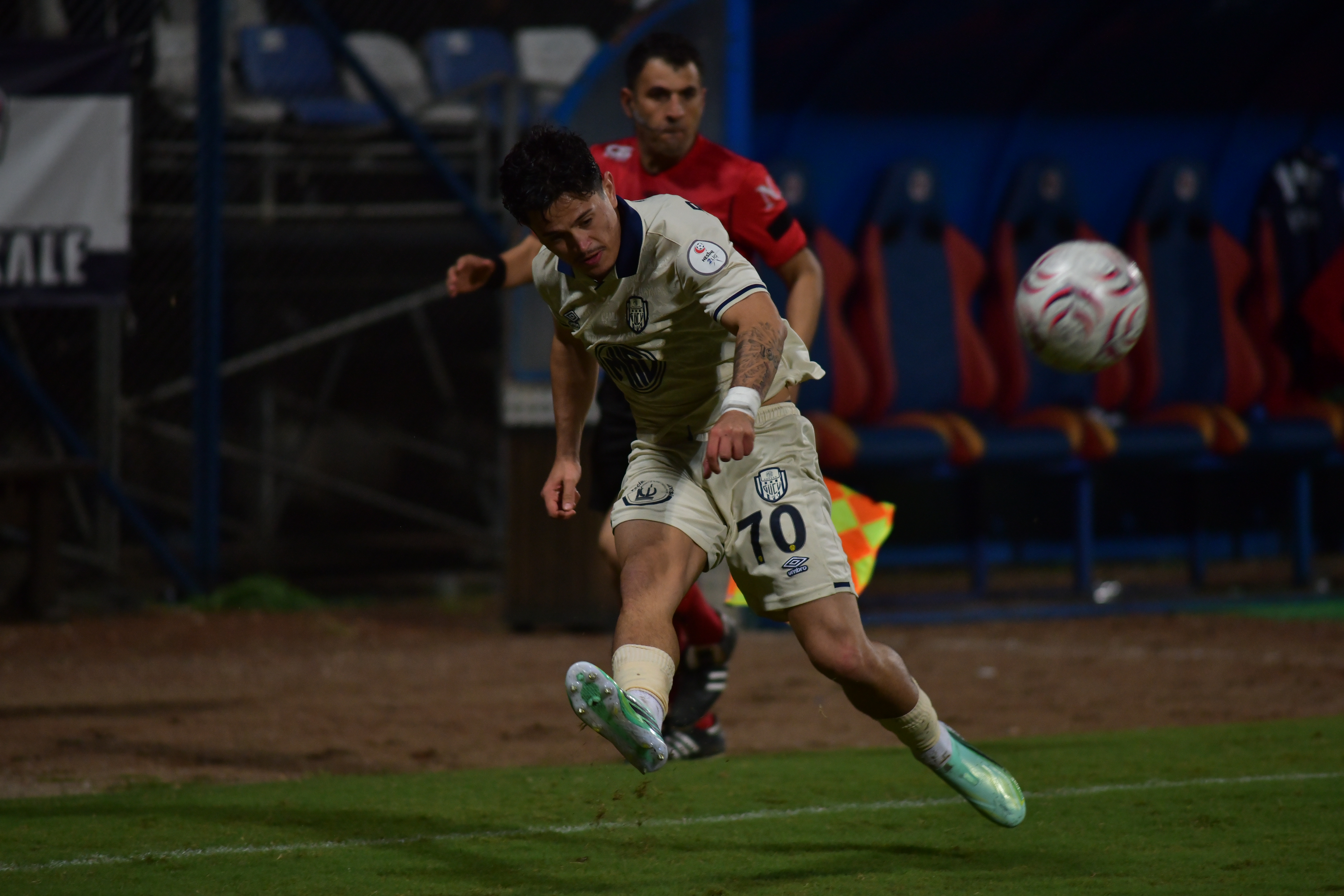 📸 İkinci Yarıdan Kareler #MKEAnkaragücü 💛💙 – görsel 11