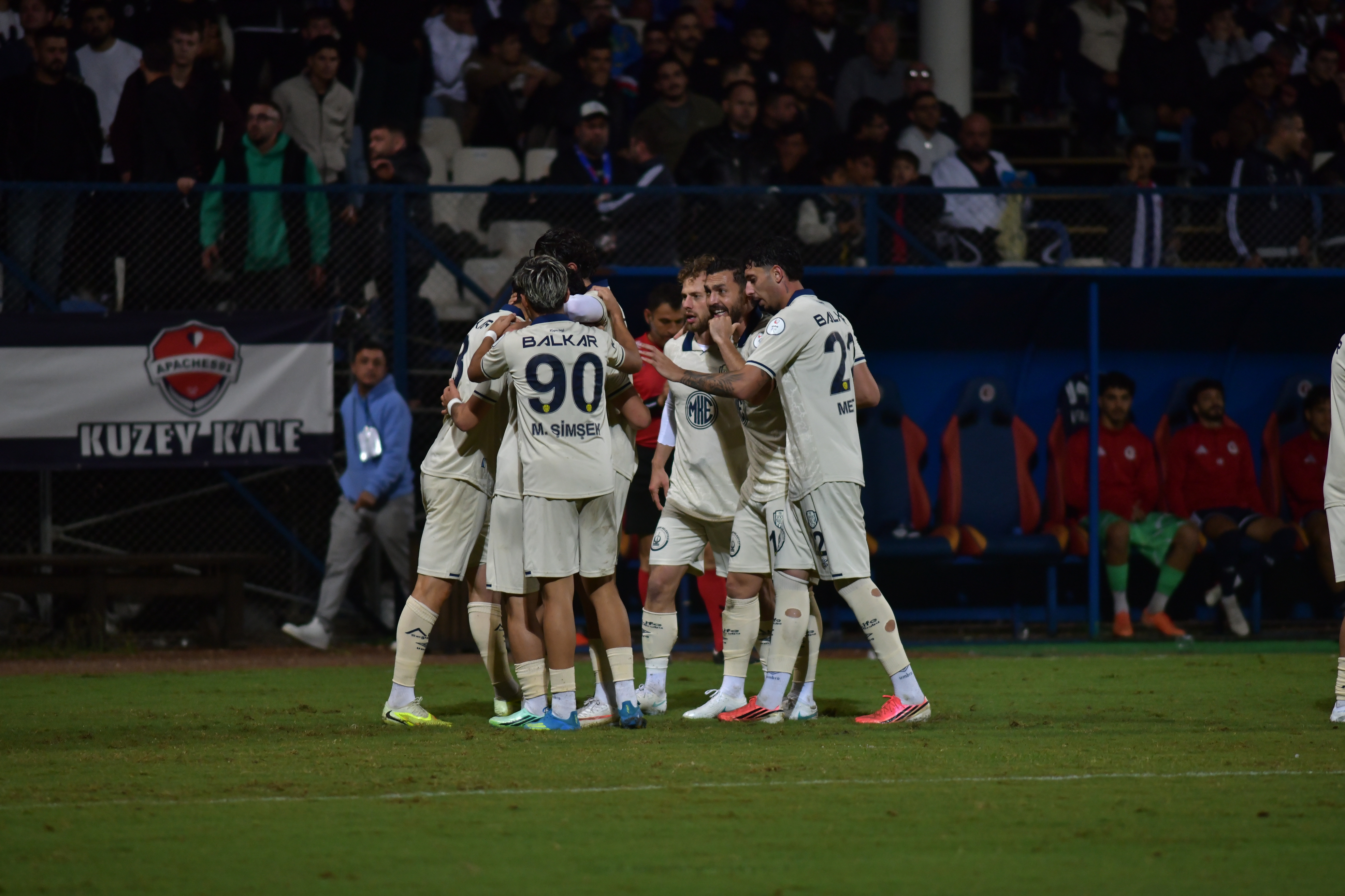 📸 İkinci Yarıdan Kareler #MKEAnkaragücü 💛💙 – görsel 13