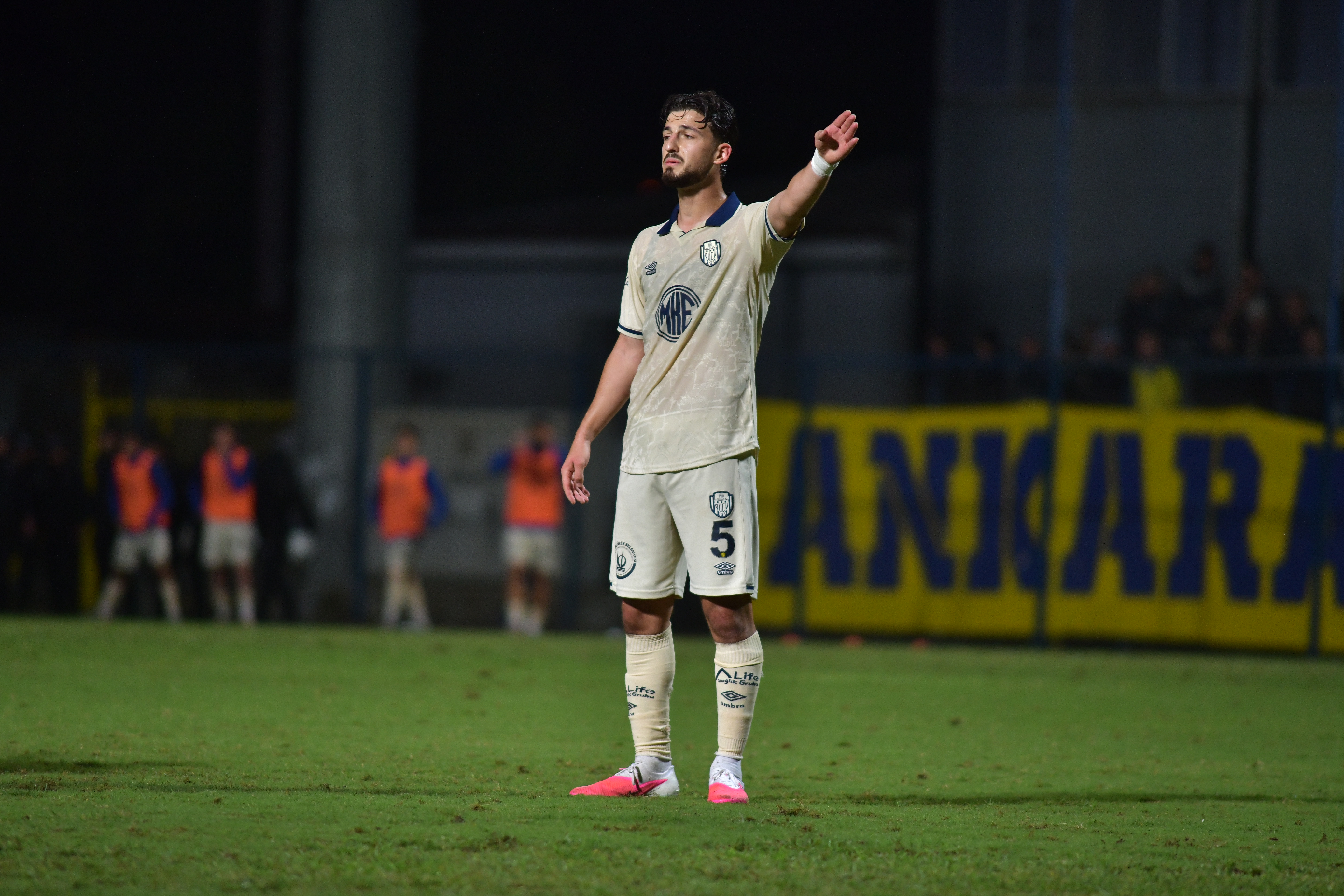 📸 İkinci Yarıdan Kareler #MKEAnkaragücü 💛💙 – görsel 7
