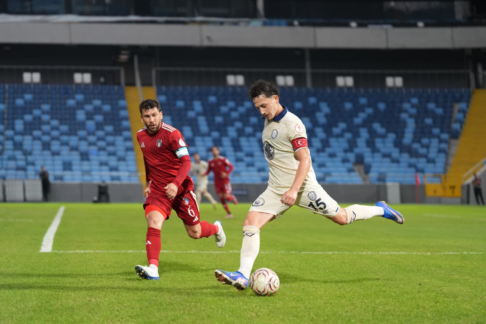 📸 İlk Yarıdan Kareler #MKEAnkaragücü 💛💙 – görsel 5